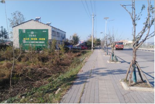  南陵书山南院墙体广告