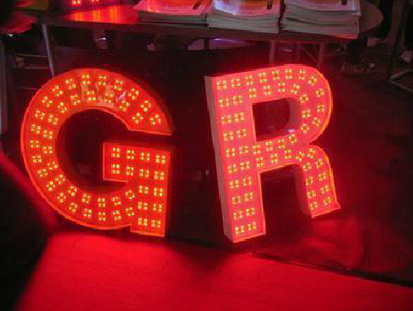  南陵LED发光字常见的安装误区。